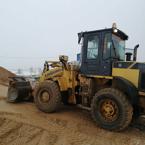 Фронтальный погрузчик с доставкой минск